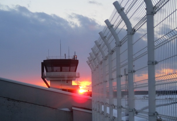 http://www.nakashibetsu-airport.jp/20180216%E5%A4%95%E6%96%B9.JPG