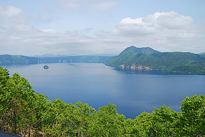 http://www.nakashibetsu-airport.jp/300px-Image-2008_Lake_Masshu.jpg